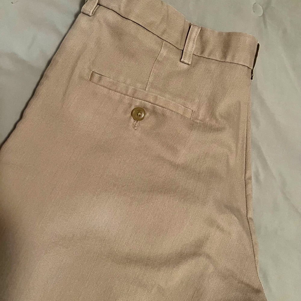Haggar Men’s Khaki Pants 34 x 30